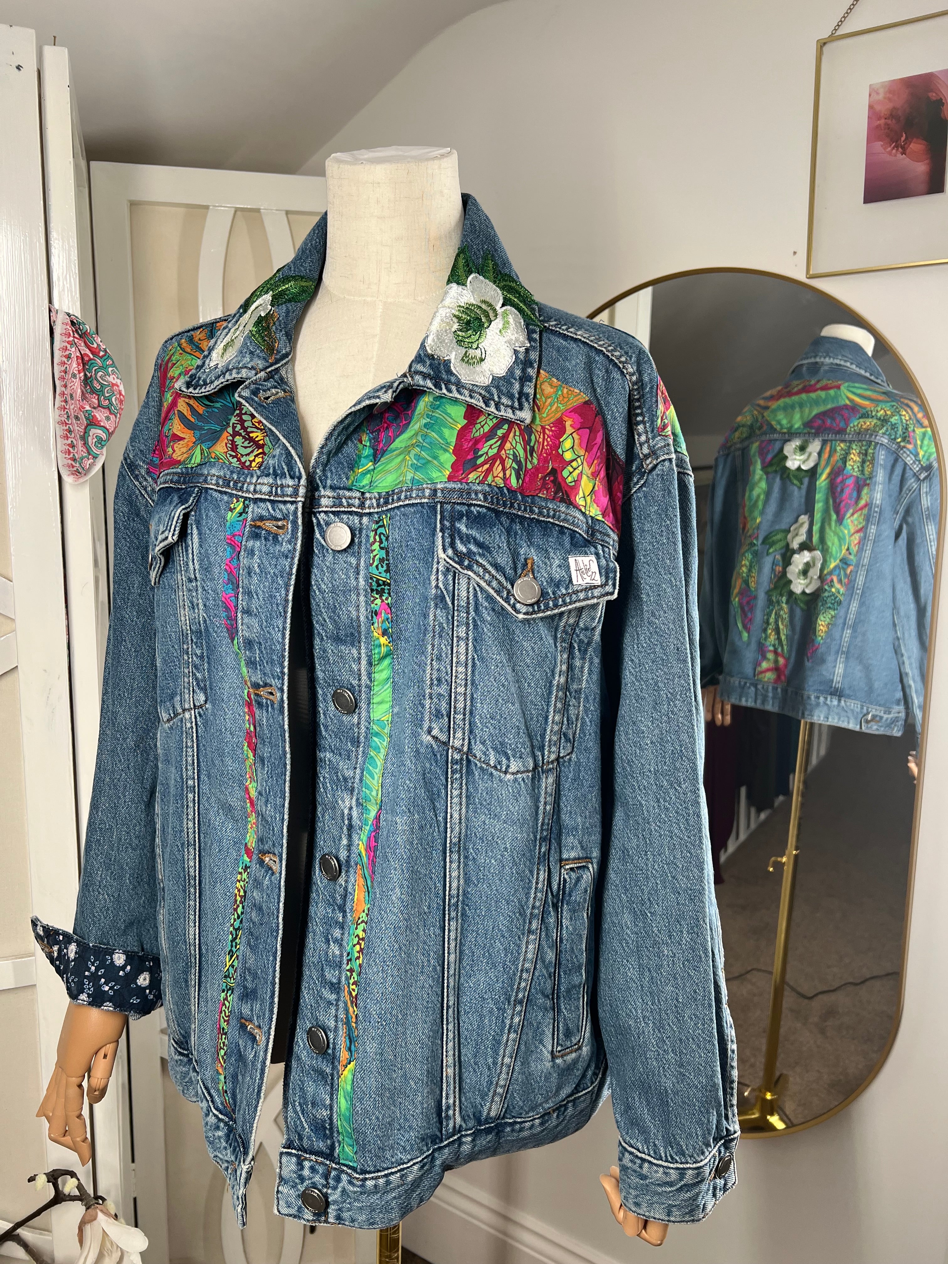 Tropical Print with Appliqué Embroidery Denim Jacket