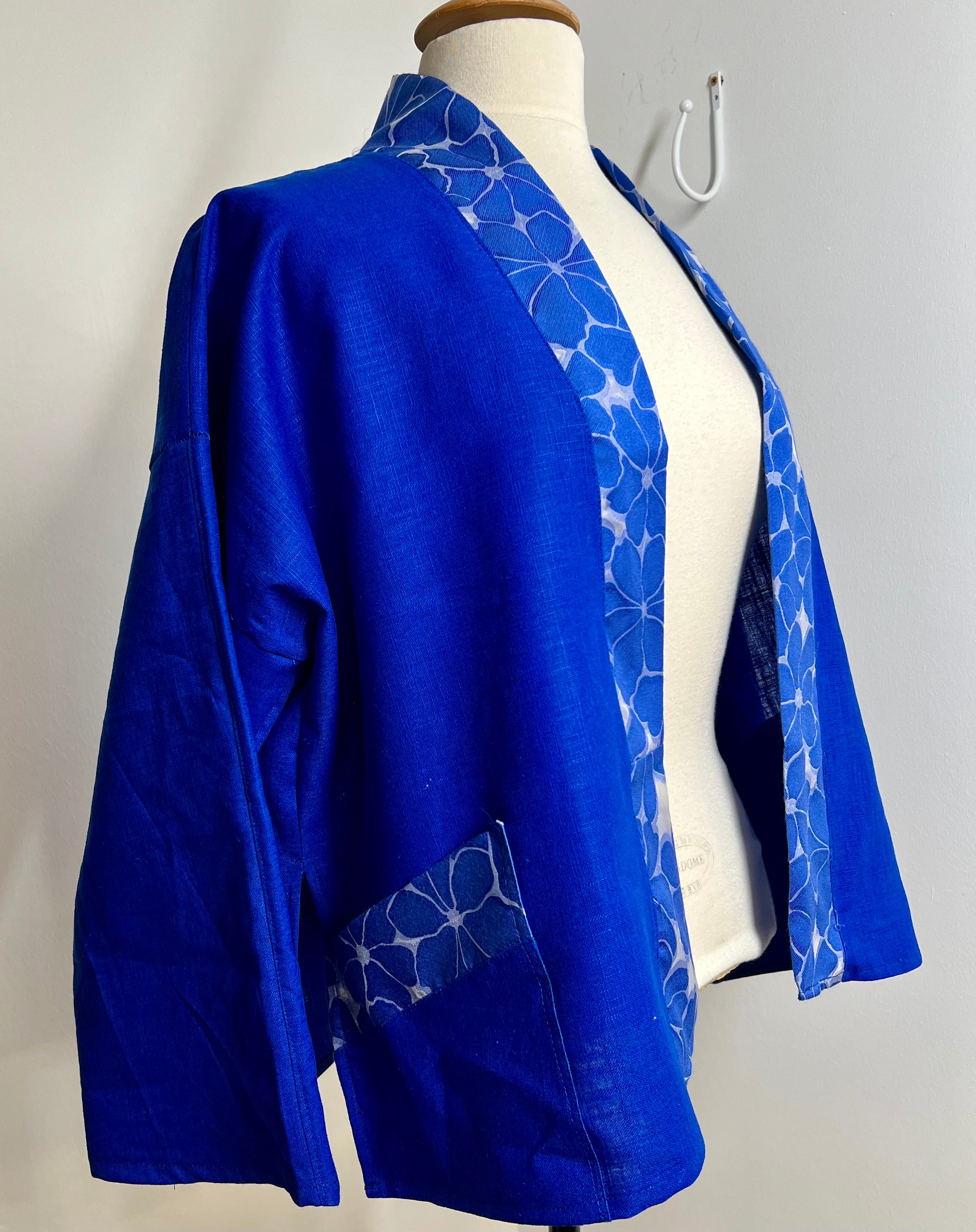 Kyoto kimono in linen with a viscose Daisy Jacquard limited edition 1 of 1