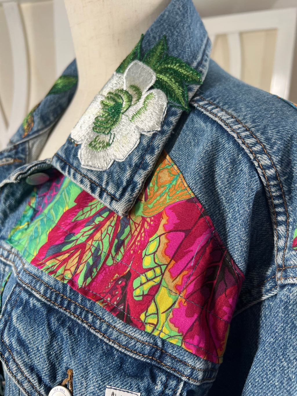 Tropical Print with Appliqué Embroidery Denim Jacket